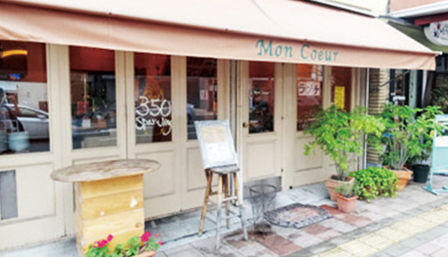wine shop&wine bistro モンキュール